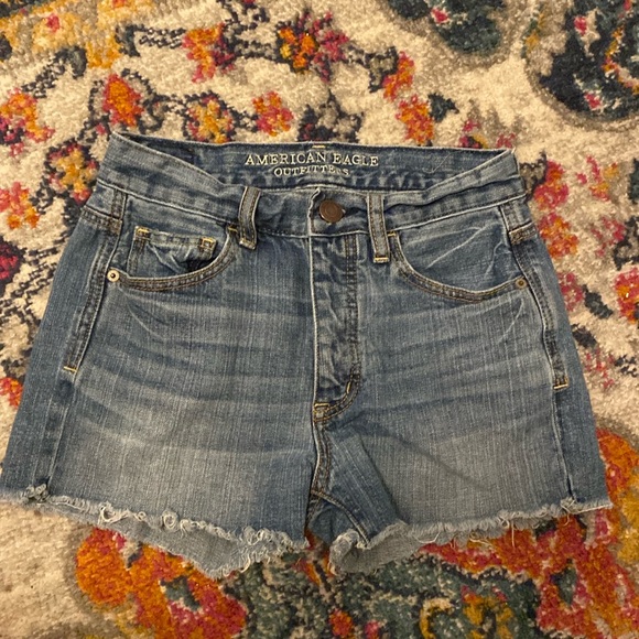 AMERICAN EAGLE JEAN SHORTS - Picture 1 of 5